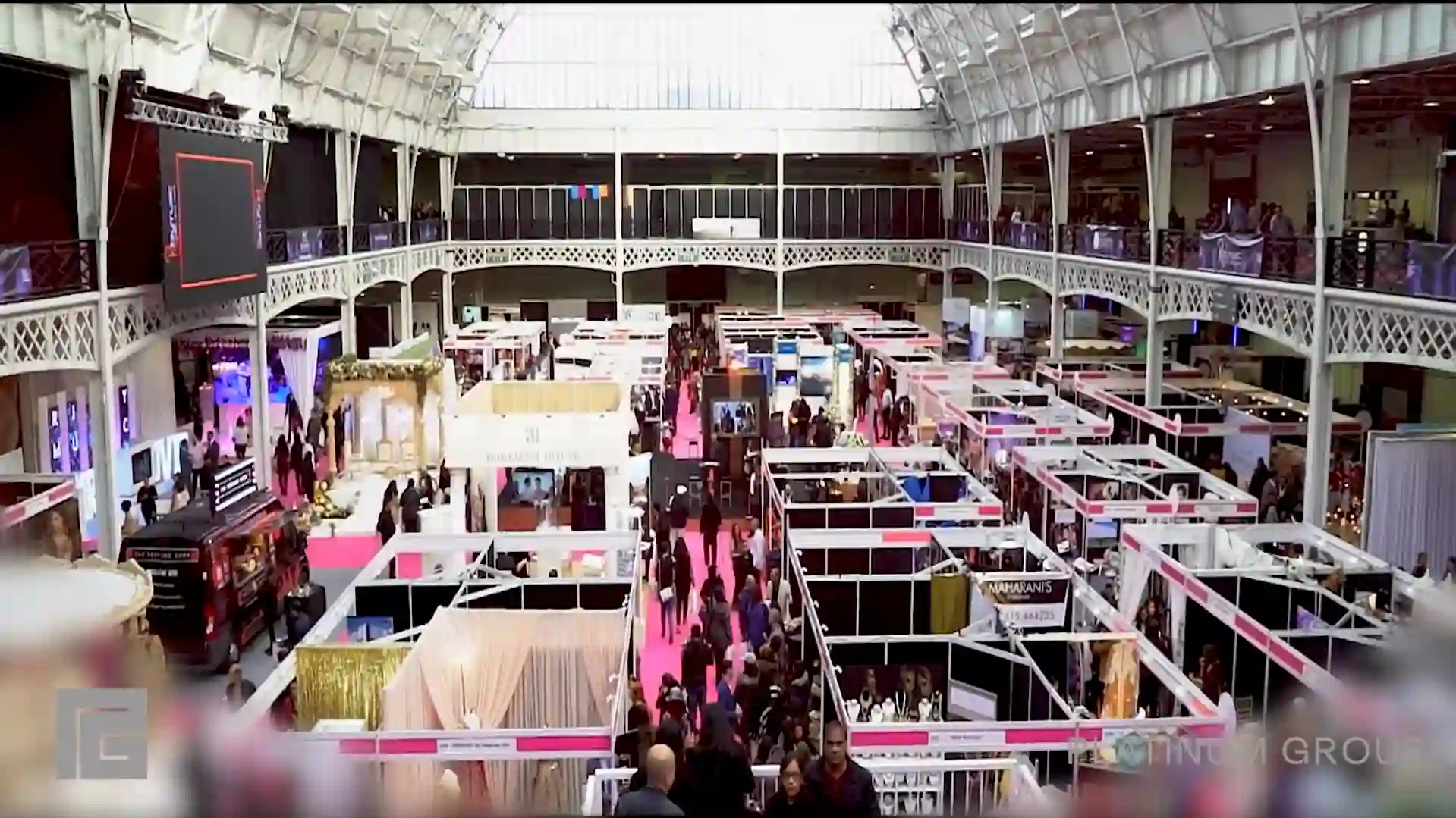 Networking cocktail session at Realty Show